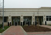 Сигнали за бомба в посолствата на Франция и САЩ в София