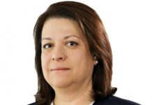 Началничката на кабинета на здравния министър търгува с медицински и фармацевтични продукти