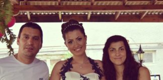 Съпругата на загиналия пилот: Не спирайте да летите, макар и на счупени самолети и с безумно малко летателно време