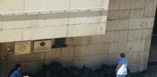 МВР призна за грешка ареста на децата, писали по съветския паметник в София