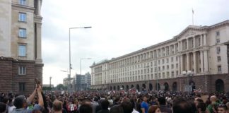 На този ден преди 8 години едни хора предложиха Пеевски за шеф на ДАНС