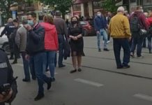 Протест пред НАП иска оставката на Спецов