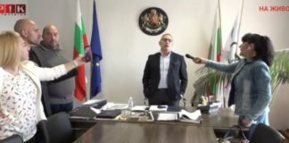 Напрежение в спортното министерство, Стъки и граждани при ресорния министър