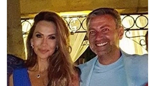Стефан ТашевСъпругът на Ивайла Бакалова която се подвизава в медиите
