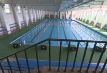 Тръба в училищен басейн откъсна част от пръста на дете