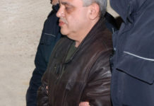 Крадецът на „Рибния буквар“ на Петър Берон защитава обвинения Папалезов