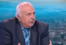 Авиоексперт: 10 дни водим кореспонденция с Радев защо не трябва да пращаме в Русия черната кутия