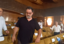 Защо съветникът Драев не е обвиняем за хулиганство?