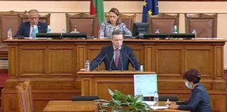 Правосъдният министър Стоилов: Юридическата диплома на Иван Гешев е валидна, взел е изпита с много добър