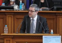 Тома Биков: ГЕРБ-СДС е готов да води смислен и целенасочен диалог с останалите парламентарни групи