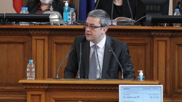 Народното събрание избра Тома Биков за председател на Комисията по