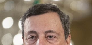 Хората се спасяват от коронавирус, ние се изчегъртваме