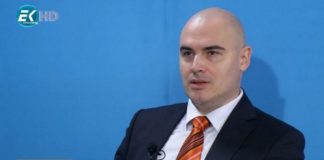 Петър Илиев е като личния фризьор на Тошко Йорданов – непоклатимо несменяем