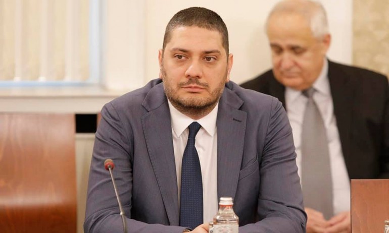 Христо Гаджев, депутат от ГЕРБ-СДС, фейсбукПоисканата днес от Денков оставка