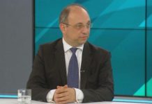 Николай Василев: Дългът на България расте с 1 милиард на месец – най-бързо в историята ни