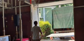 2 000 бутилки трапезна вода от фирма на родителите на зам.- областен за СИК-овете в Хасково, нямало конфликт на интереси