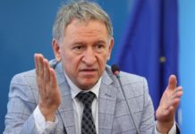 Осъдиха бившия здравен министър Стойчо Кацаров за конфликт на интереси