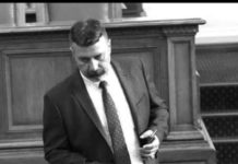 Дънките са символ на промяната, която получихме