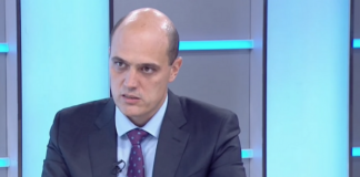 Зам.-министърът на енергетика Пламен Данаилов: Премиерът предава семейството си, съпругата и децата си и няма срам