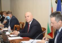 Гешев: Надявам се да не се прави разследване за периодите около раждането ми и докато съм бил в детската градина /видео/