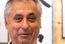 Как Кирил Петков досущ като един Спартак се борил за „робите“, но решили да го овалят в лайна