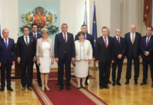 Слугите на Радев водят България към катастрофа