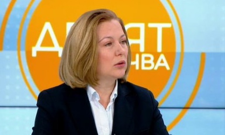 Правосъдната министърка Надежда Йорданова е поканена утре в КПКОНПИ, за