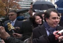 На сто метра едни от други – президентът и неговата партия