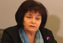 Янка Такева: Затварянето на малките ученици вкъщи беше грешка