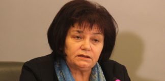 Янка Такева: Затварянето на малките ученици вкъщи беше грешка