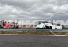 Дрогиран шофьор вкара автобус в канавката на магистрала „Тракия“