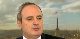 Проф. Герджиков: Радев се е ваксинирал тайно, за да не загуби гласове