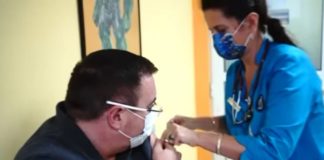 Проф. Костадин Ангелов си сложи трета доза: Науката и знанието ще преборят коронавируса