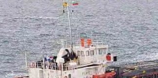 След 36 дни мъки: Изтеглиха кораба „Вера Су“ от местността „Яйлата“ край Камен бряг