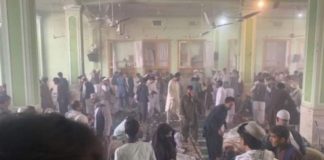 Атентат в джамия в Афганистан, десетки загинали и ранени