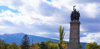 Столичната община ще обяви конкурс за бъдещето на пространството около Паметника на Съветската армия