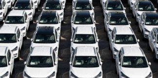 България отчита четвърти пореден месец на спад при продажбите на нови автомобили