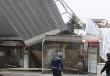 Страховита буря в Истанбул, има загинали и ранени /видео/