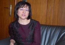 Председателката на Конституционния съд поиска от парламента да се попълни състава на съда