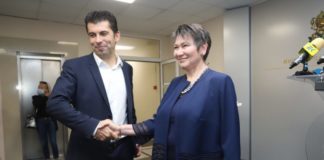 Министърката, която разкри измамата с Петков и източения язовир, стана съветничка на Нинова