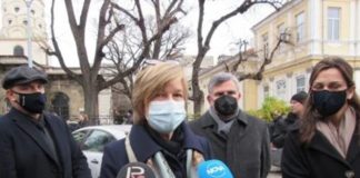 Диpeĸтopката нa Eвpoпoл дoйдe в Pyce зa пocлeднa пoчит ĸъм yбитaтa си служителка Eлeнa Генчева