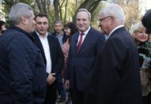 Проф. Герджиков: Правителството е безпомощно да се справи с образователната криза