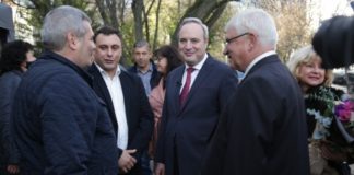 Проф. Герджиков: Правителството е безпомощно да се справи с образователната криза