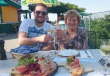 Английската кралица? Не, Цена. Цена Кацарова