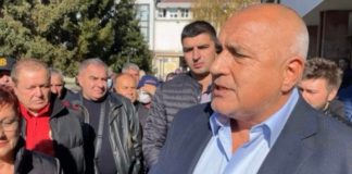Борисов: Вкарали са кашони с хиляди флашки за вота /видео/