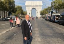 Сдружение „Зограф“: Минеков, вместо да си прави селфита пред Триумфалната арка, да се погрижи за културата