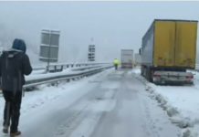 10 км задръстване на „Хемус“, 15 см сняг на Петрохан