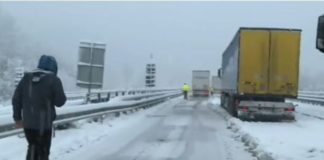 Забраниха движението на тирове над 12 т без вериги в Разградско