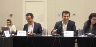 Цялата държава ли ще се занимава с бикините на Христина и с фотографското й хоби?