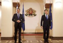 След първия дипломатически урок за Кирил Петков резултатът е 3:0 за Мицотакис